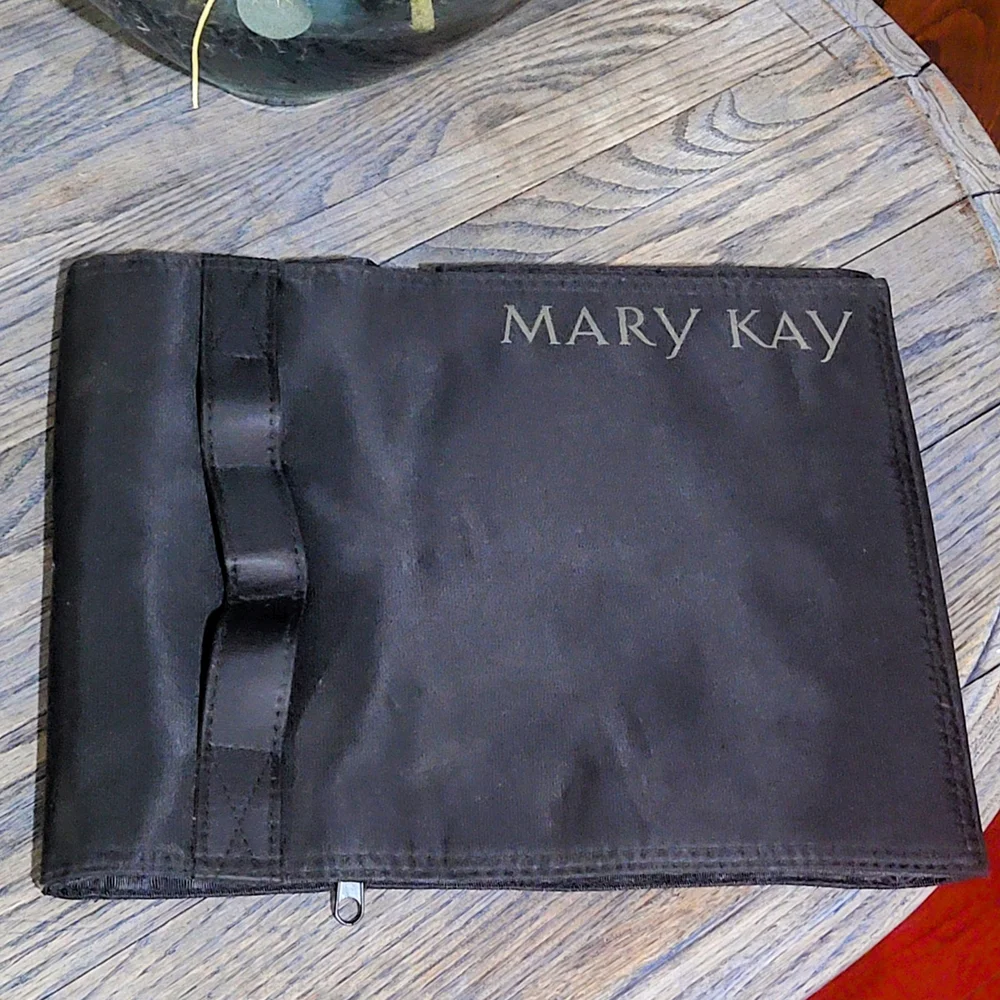 Mary Kay Travel Roll Up Bag Organizer Hanging With 4 Removable Pouches